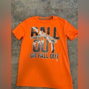 3 Old Navy Dri-Fit Active Tees!! Great Condition! 🧡🏈🏀⚽️🎾⚾️🧡